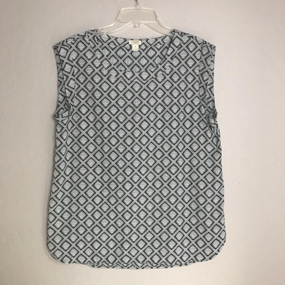 ☀️ J CREW Factory Aztec Sleeveless Top in Size M